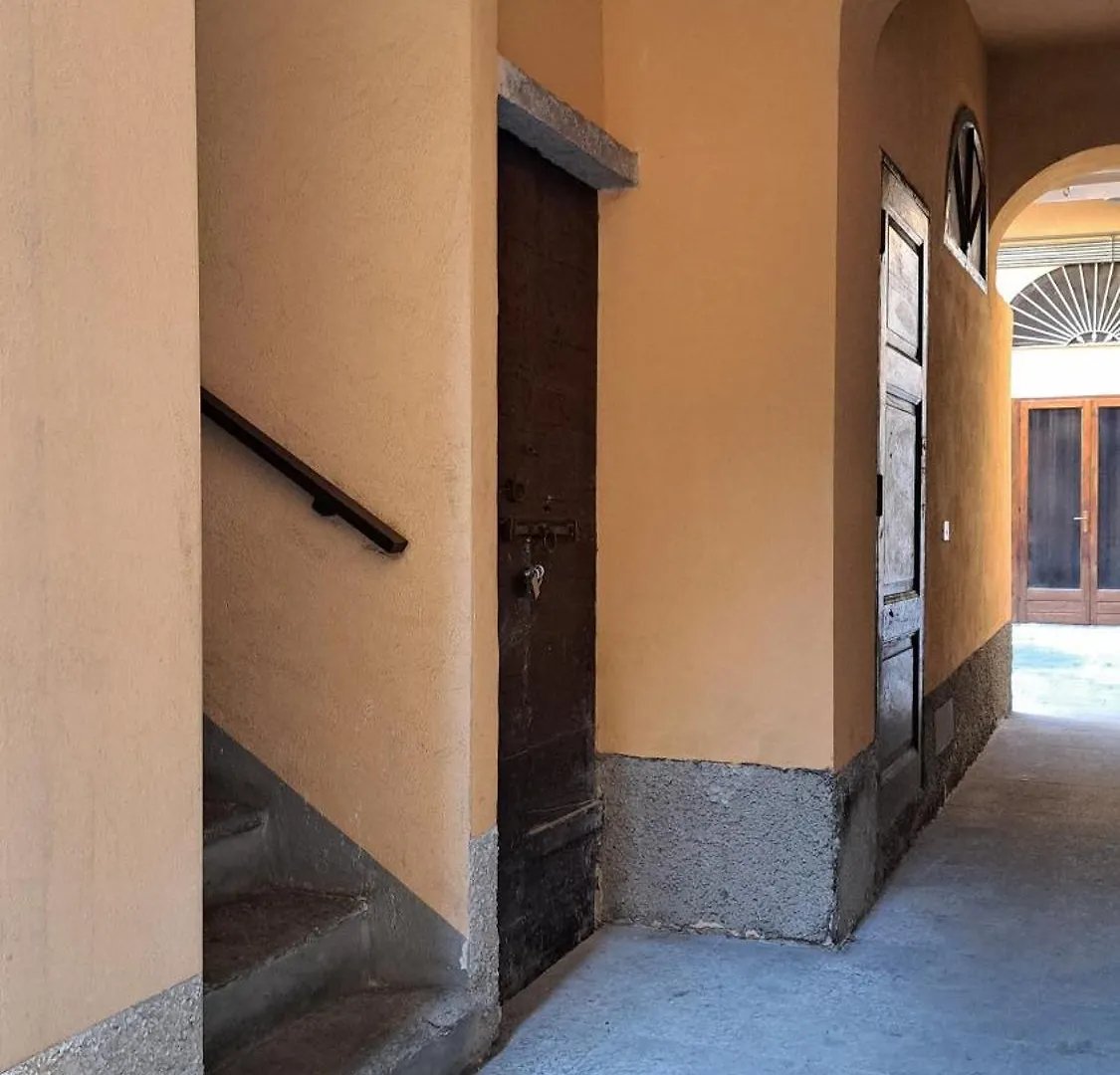 Piccola Corte Di Borgo Vico Como Apartment